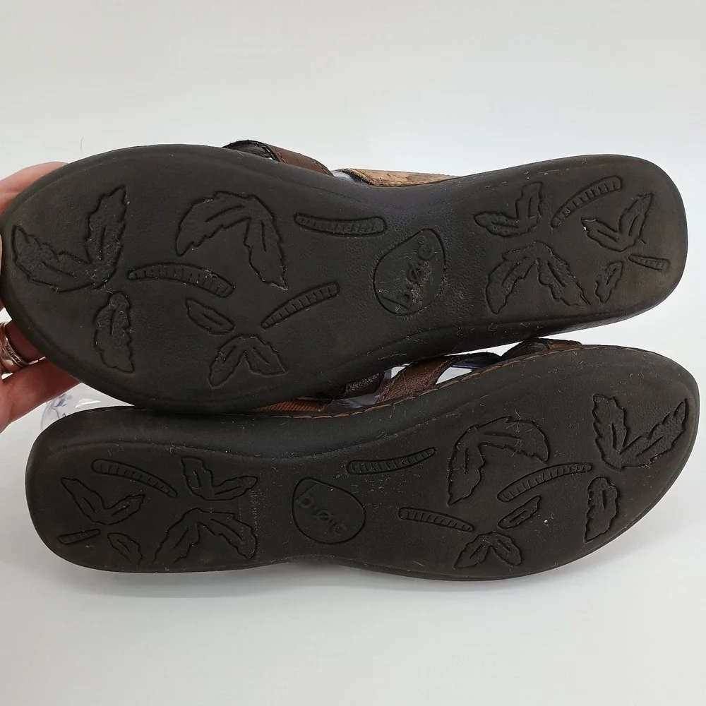 BOC  Thong Womens Brown Outdoor Beach Sandals Size 8 Cork Look Strap Slip On